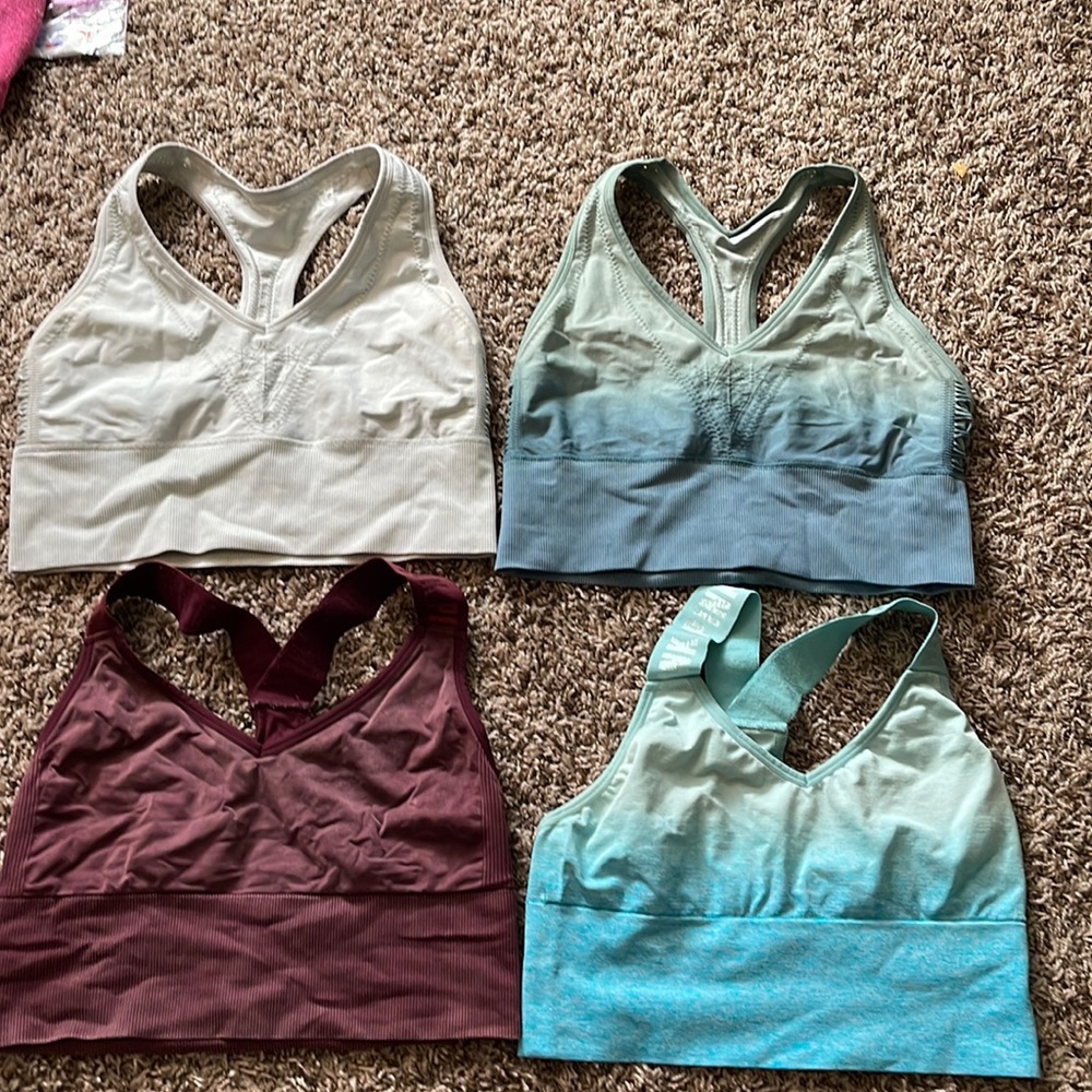 4 Victoria secret sports bras